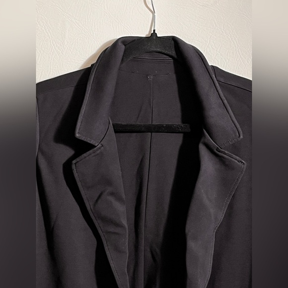 Athleta Eastbound Blazer Black w Pockets Soft sz 16 - Picture 4 of 10
